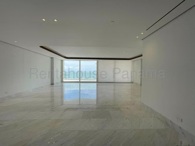 Alquiler de apartamento en Punta Paitilla AK