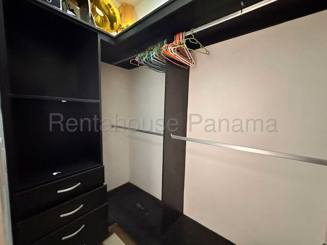 Casa en Alquiler en Paseo del Norte JG