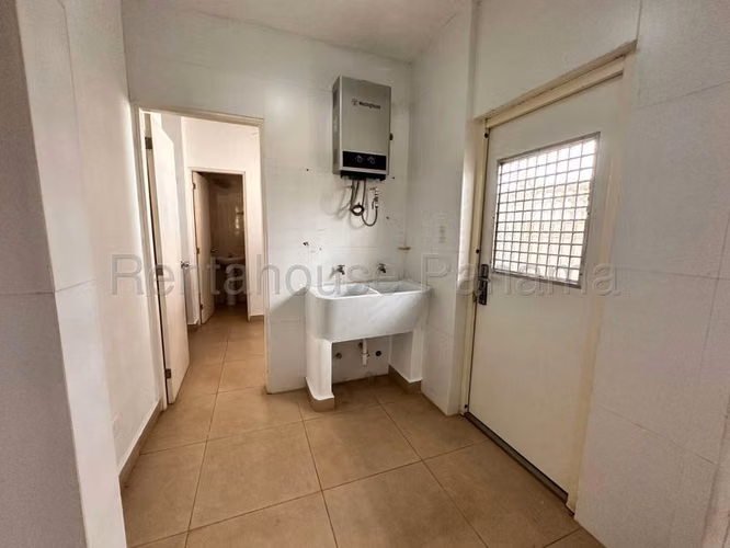 Casa en Alquiler en Paseo del Norte JG