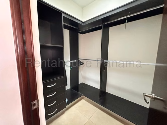 Casa en Alquiler en Paseo del Norte JG