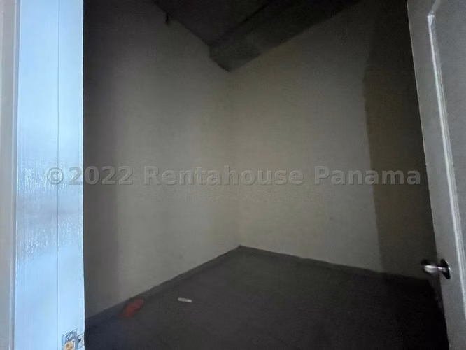 Local Comercial en Alquiler en Costa Sur JG