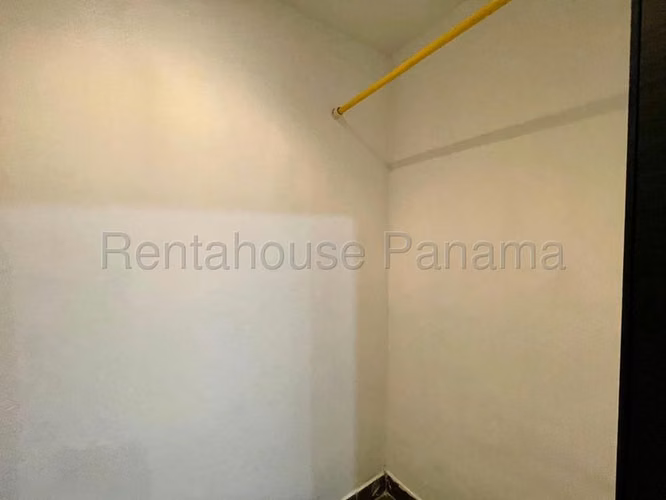 Local Comercial en Alquiler enObarrio JG