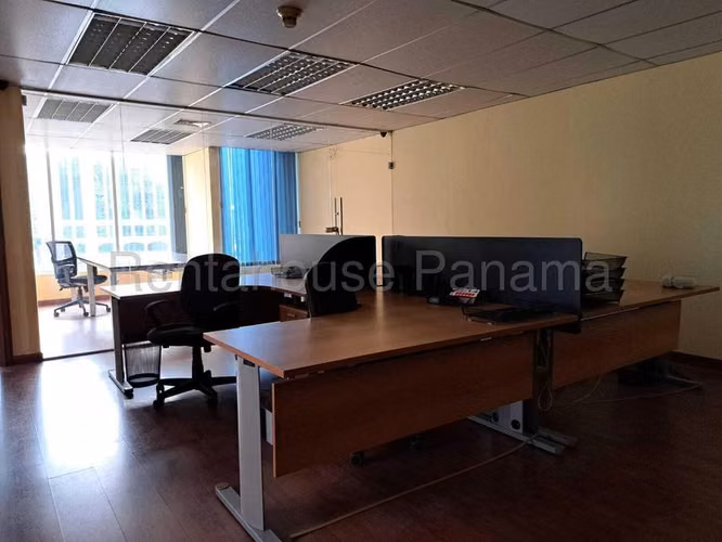Oficina Comercial en Venta en Obarrio JG