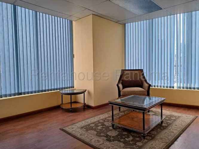 Oficina Comercial en Venta en Obarrio JG