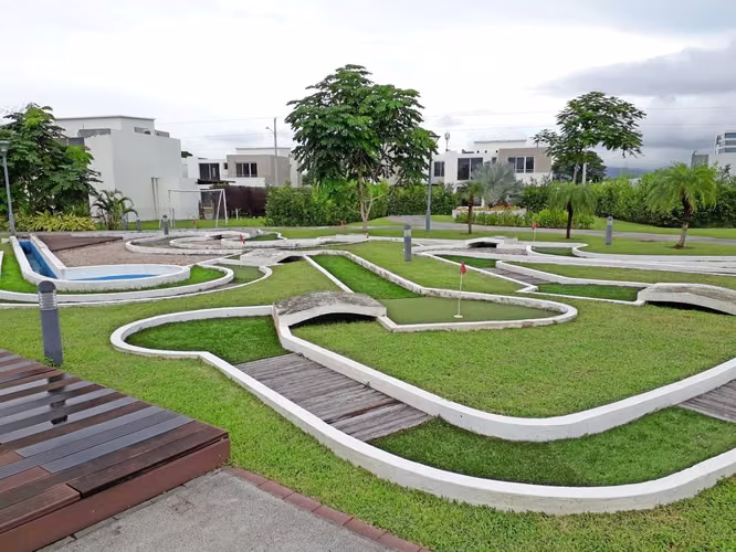 Venta de casa en Costa Sur   AK