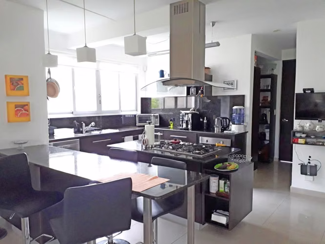 Venta de casa en Costa Sur   AK