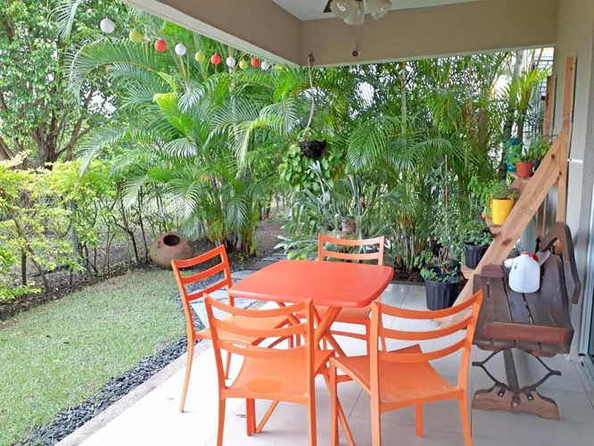 Venta de casa en Costa Sur   AK
