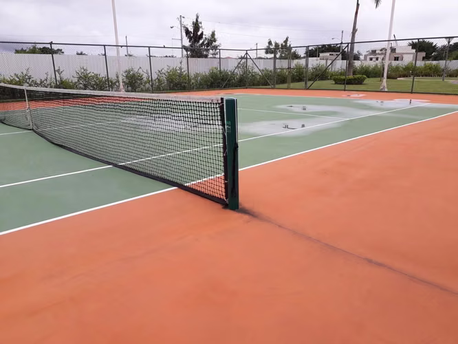 Venta de casa en Costa Sur   AK