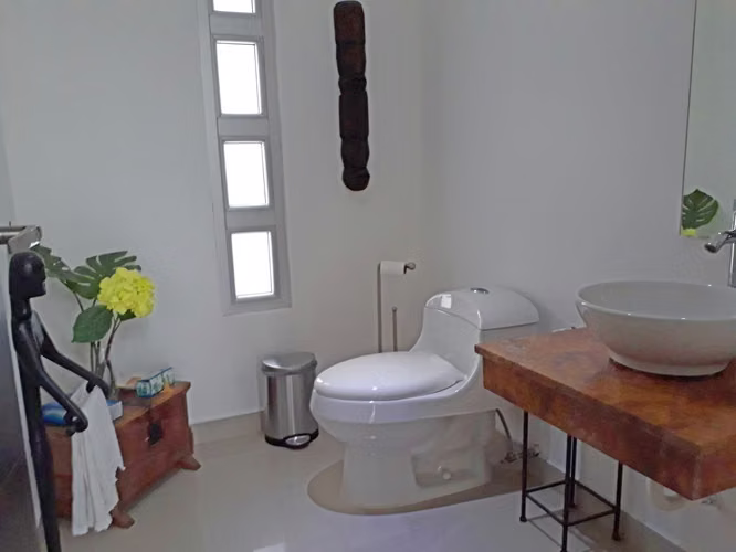 Venta de casa en Costa Sur   AK