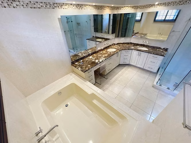 Venta de casa en Costa del Este PH Antigua
