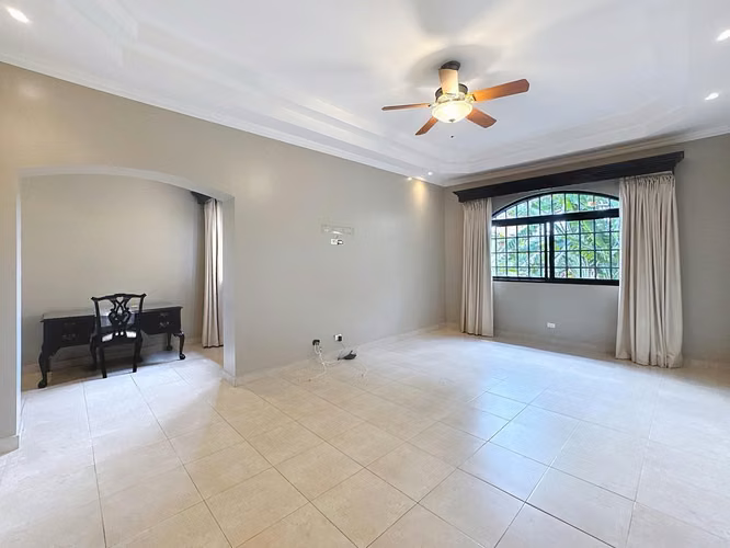 Venta de casa en Costa del Este PH Antigua