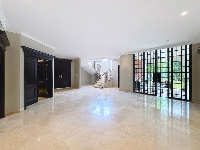 Venta de casa en Costa del Este PH Antigua