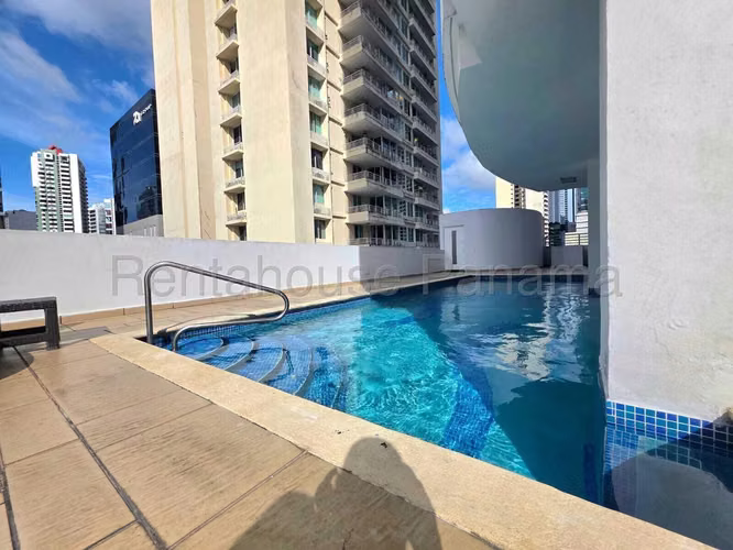 Vendo Apartamento Espectacular en PH Galería Uno 26-5789GG