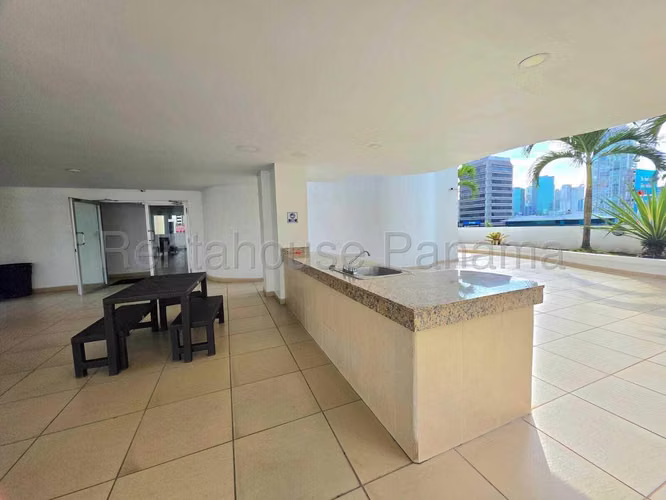 Vendo Apartamento Espectacular en PH Galería Uno 26-5789GG