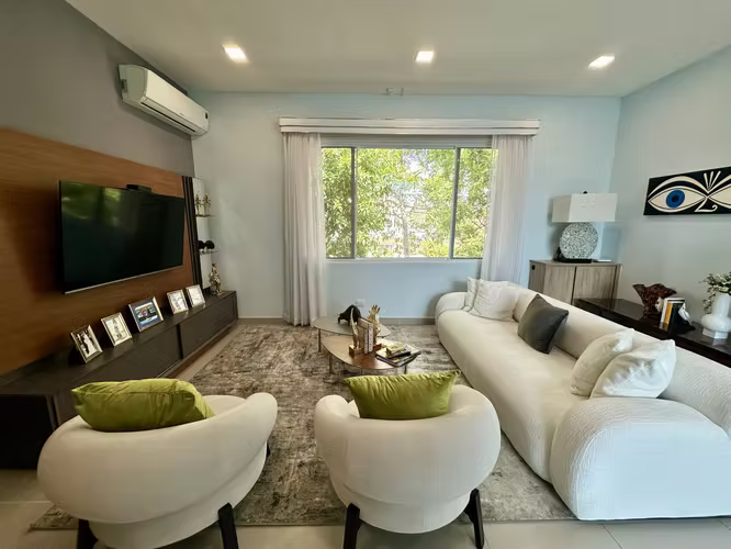Se vende casa remodelada en El Carmen