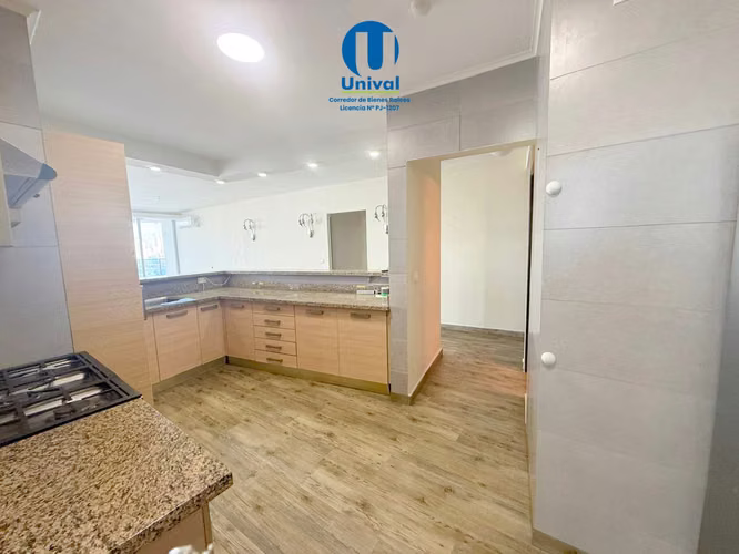 Precio Reducido, Apartamento en Venta en San Francisco - PH Joy Tower