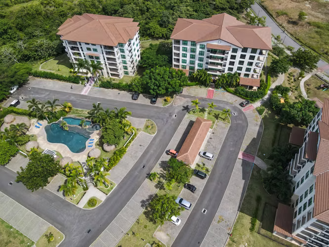 Apartamento en Ensenada con Vista al Mar en Venta en San Carlos - Imagen 19