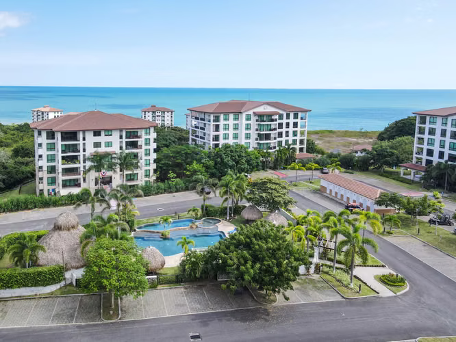 Apartamento en Ensenada con Vista al Mar en Venta en San Carlos - Imagen 18