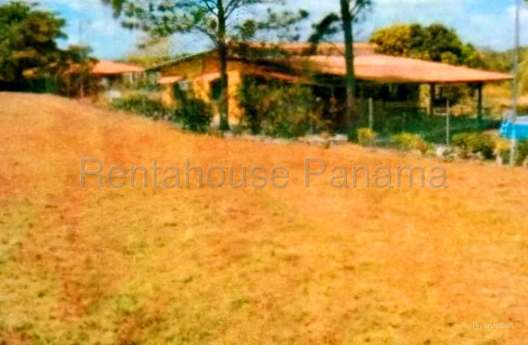 Venta Terreno Gorgona JM