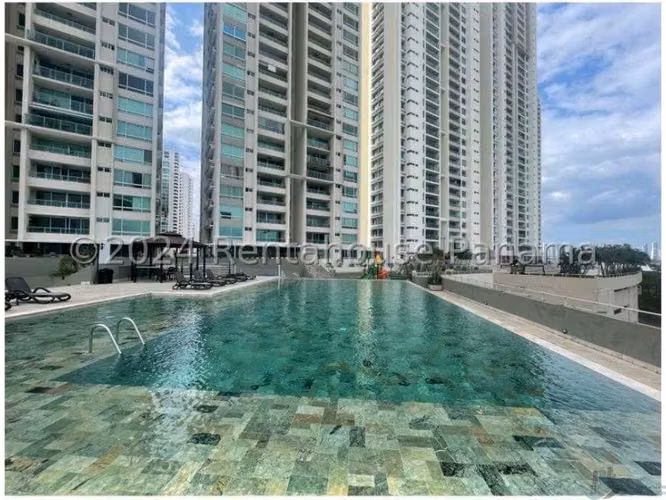 Hermoso Apartamento en San Francisco Vista al Mar! PH Terrasol! Linea Blanca Completa!
