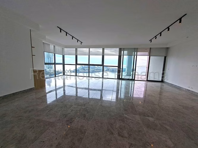 Venta de apartamento en Punta Paitilla AK