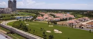 Alquiler de Ocifina con 385m2 en Santa maria PH Arifa 26-6023SR