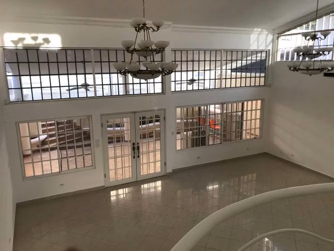 Hermosa y Espaciosa Duplex en Dos Mares a la Venta