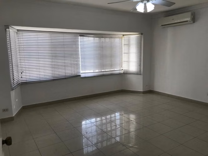 Hermosa y Espaciosa Duplex en Dos Mares a la Venta