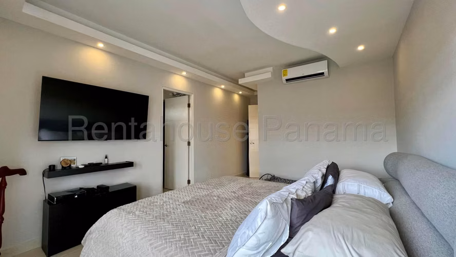 Venta de Casa en Versalles Quintas de Versalles Mts2: 251.67 PD