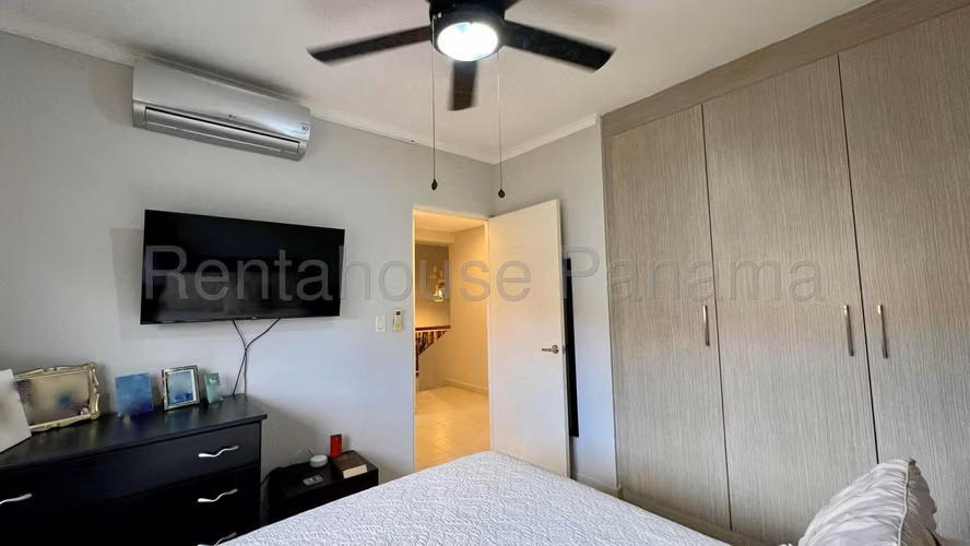 Venta de Casa en Versalles Quintas de Versalles Mts2: 251.67 PD