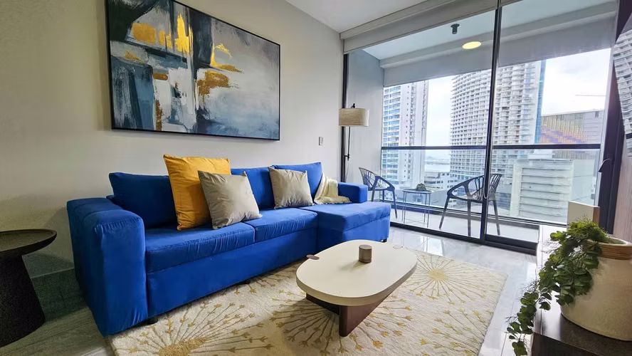 C301 SE ALQUILA AMPLIO Y ELEGANTE APARTAMENTO FULL AMOBLADO  EN LA AVENIDA BALBOA
