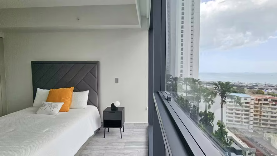 C301 SE ALQUILA AMPLIO Y ELEGANTE APARTAMENTO FULL AMOBLADO  EN LA AVENIDA BALBOA