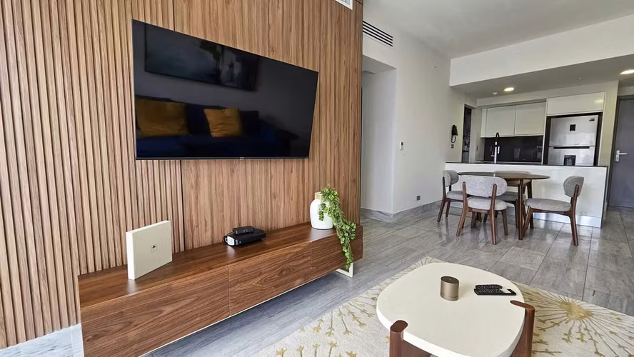 C301 SE ALQUILA AMPLIO Y ELEGANTE APARTAMENTO FULL AMOBLADO  EN LA AVENIDA BALBOA