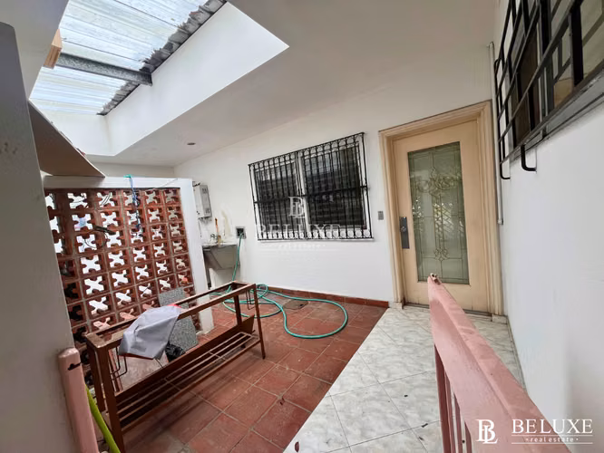 VENTA DE CASA CON TERRENO ZONIFICACION COMERCIAL MIXTO EN ANCÓN (13)