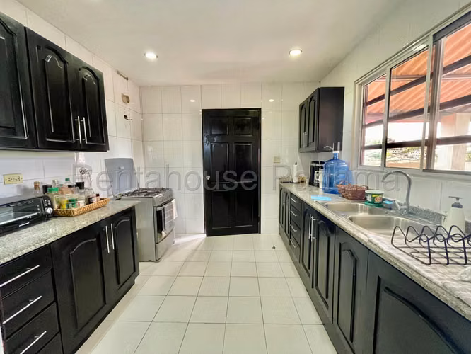 Vendo Casa Espaciosa en La Gloria, Betania 26-2465GG - Imagen 11