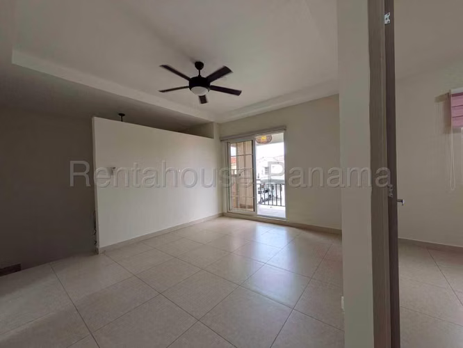 Venta de casa en Versalles AK - Imagen 7