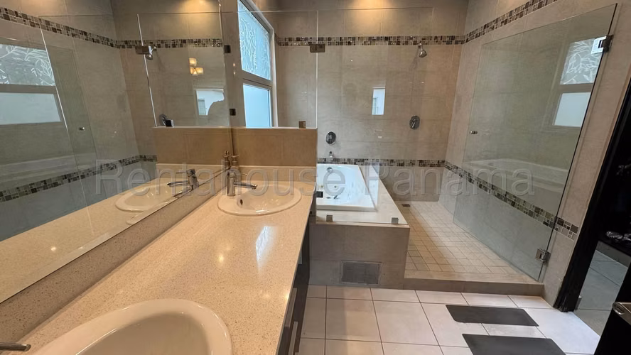 Venta de casa en Condado del Rey AK - Imagen 10