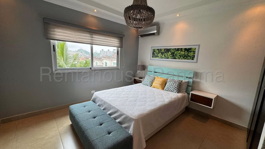 Venta de casa en Condado del Rey AK - Imagen 11