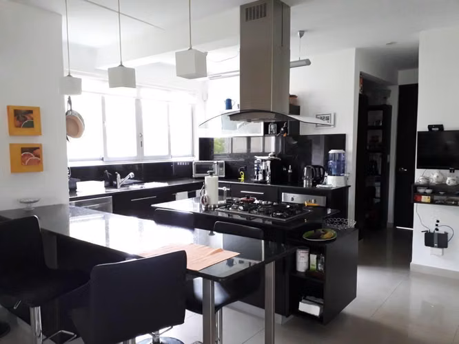 Vendo acogedora residencia en Costa Sur