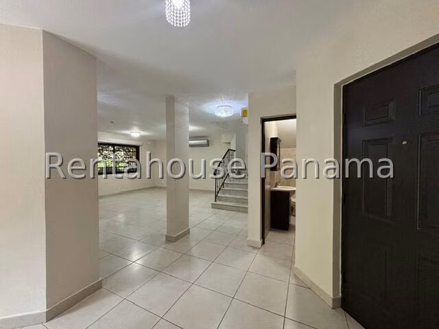Casa en Venta en Clayton AFC 25-4291