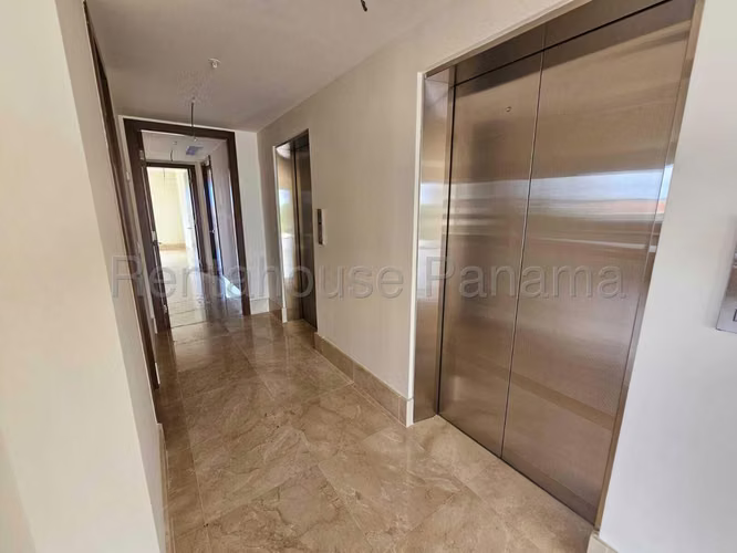 Se Vende Apartamento en Santa Maria LA26-4556
