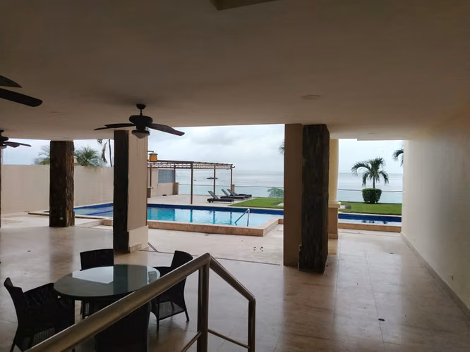 SE VENDE APARTAMENTO EN PACIFIC POINT, PUNTA PACÍFICA