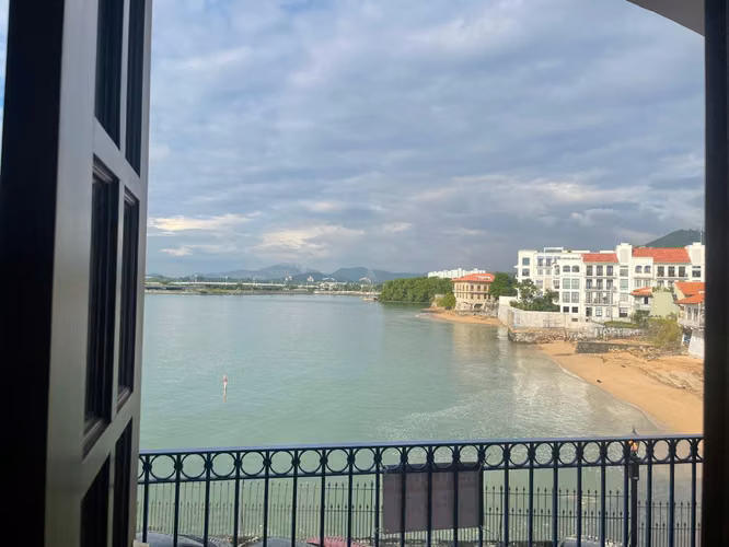 ALQUILER apartamento amoblado en el Casco Antiguo