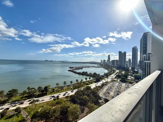 APARTAMENTO EN VENTA AVENIDA BALBOA - PH YOO PANAMA
