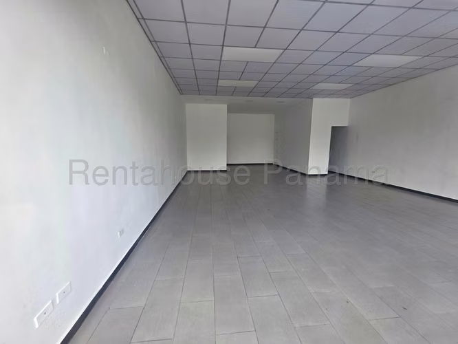Venta de local comercial en Parque Lefevre AK