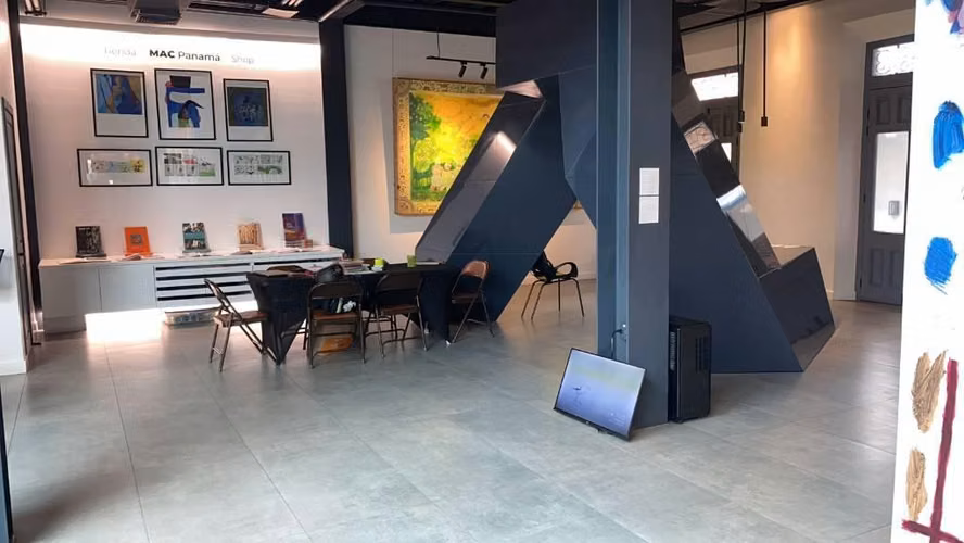 Melissa Foster Luxury alquila local comercial en Casco Antiguo