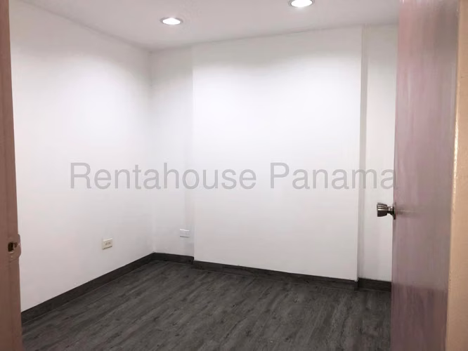 Venta de local comercial en Rio Abajo AK - Imagen 7