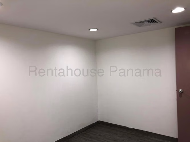 Venta de local comercial en Rio Abajo AK - Imagen 9