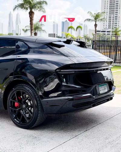 Lotus Eletre 2025