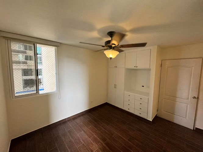 VENTA DE APARTAMENTO DE 3 RECAMARAS EN OBARRIO